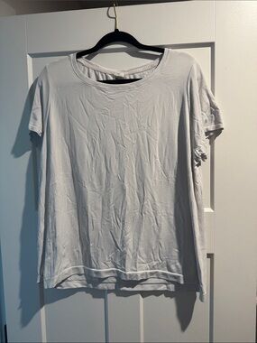 All In Motion workout top GUC